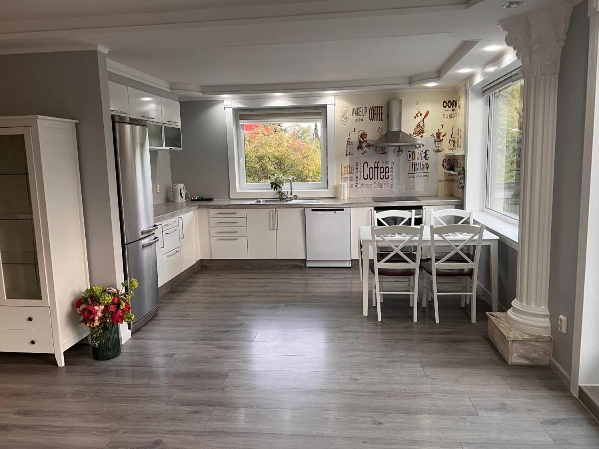 Villa Vestre Haugen House Sentralt Oslo Gratis Privat Parkering Exterior foto
